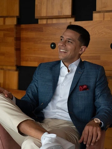 Home 6 Pedro Gomez Financial Advisor